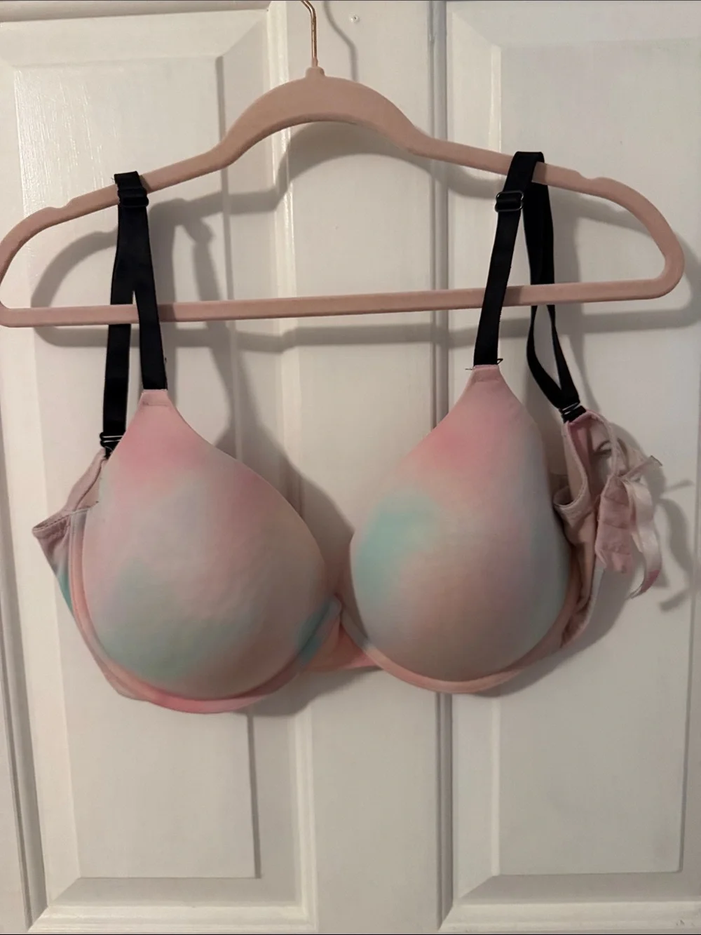 PINK Victoria's Secret Pastel Tie-Dye T-Shirt Bra with Black Straps